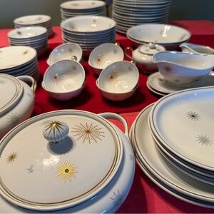 Vintage Chalfonte “Starlight” Porzellan Bavaria Dinnerware Set — 50+ Pieces